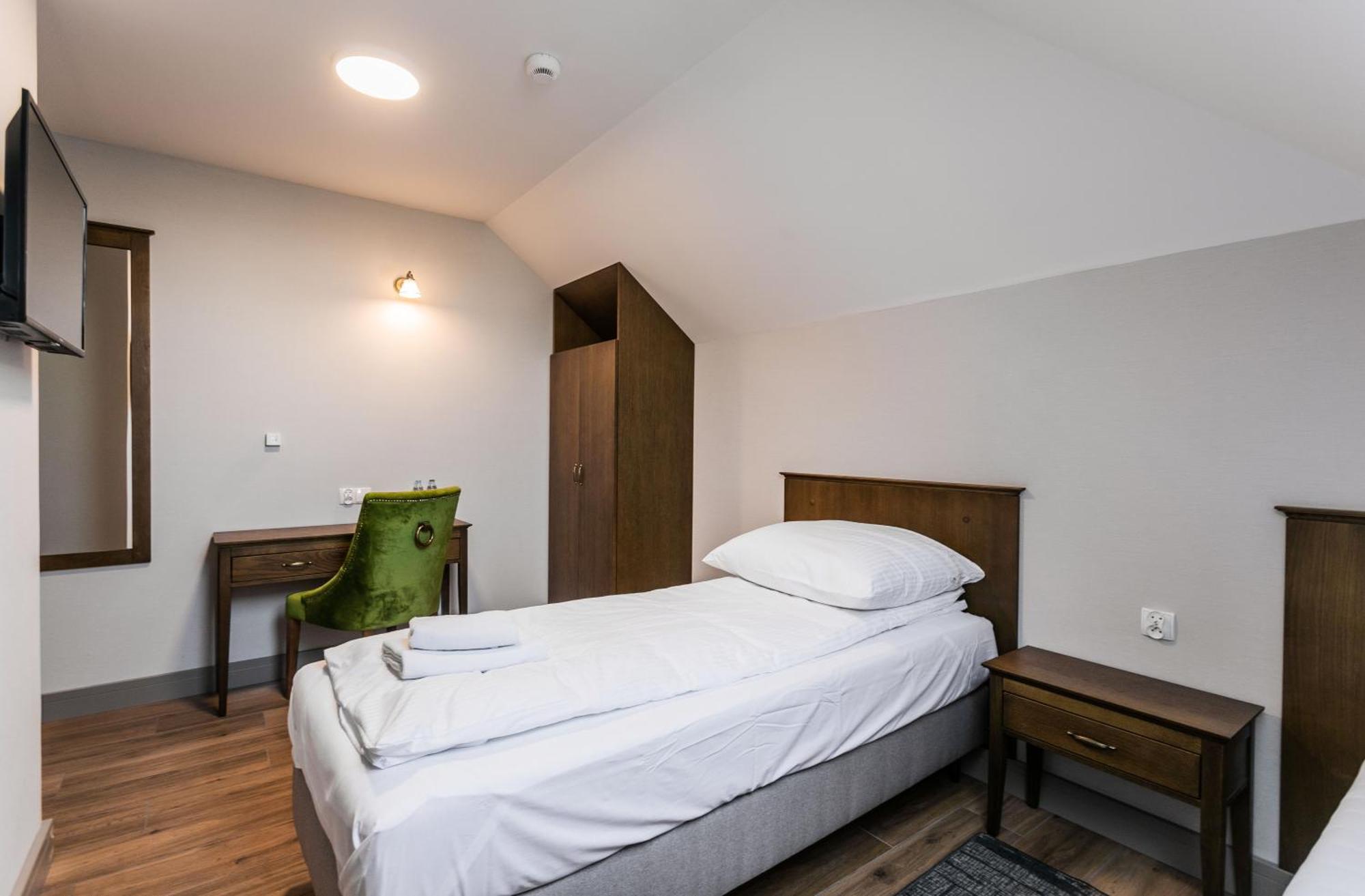 Nordowi Dwor Bed & Breakfast Celbowo Exterior photo